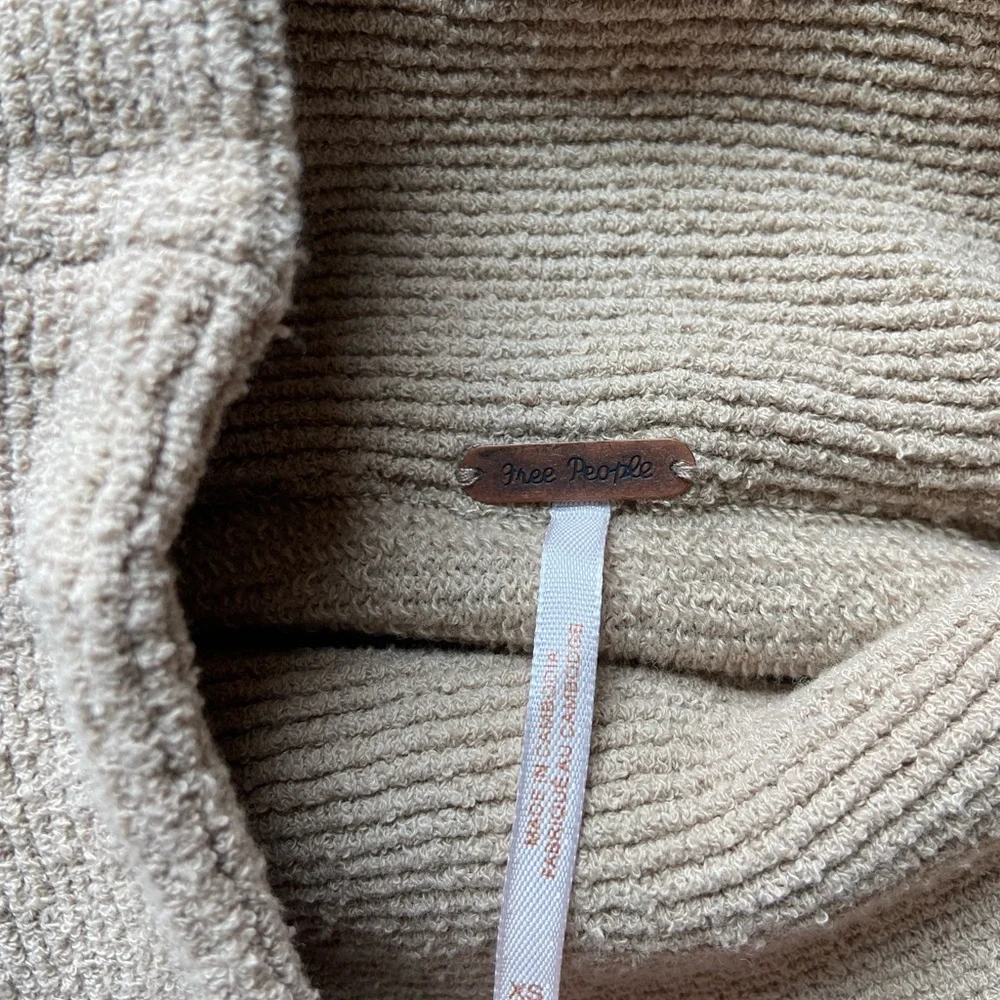 Free People Crop Ottoman Sweater - Picture 3 of 3